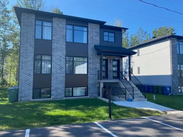 Superbe 5 ½ style CONDO Farnham – Thermopompe & 2 Stationnements - Photo 7