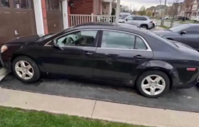 2009 Chevrolet Malibu LS 4D Sedan
