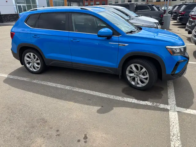 2022 VW TAOS - AWD - Photo 3