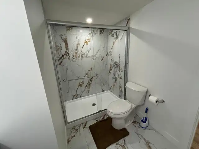Legal basement suite for rent. - Photo 2