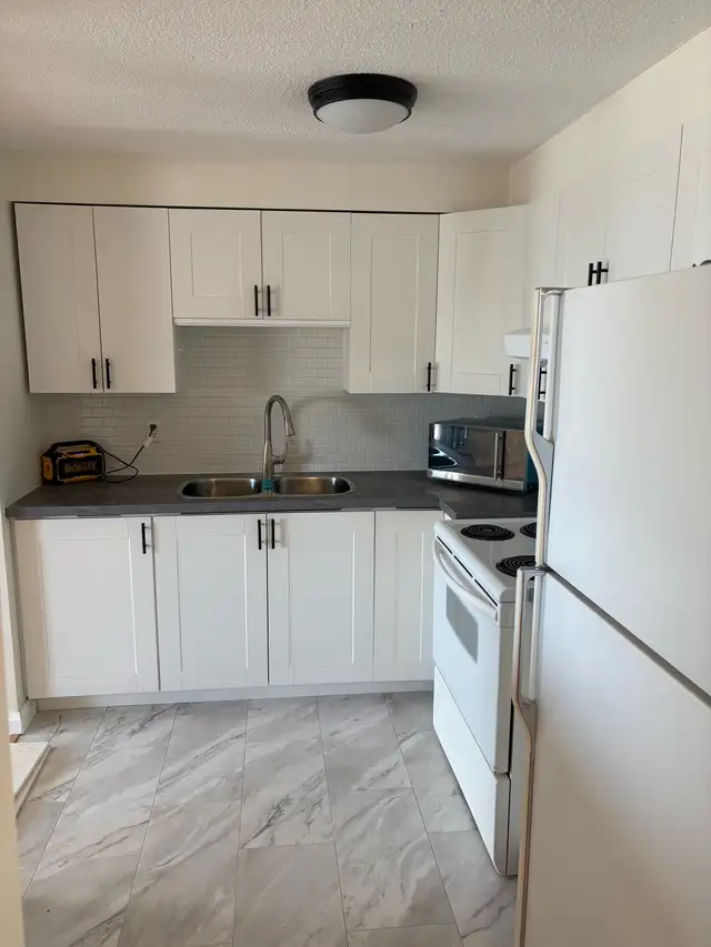 Water view, 2 bedroom condo for rent