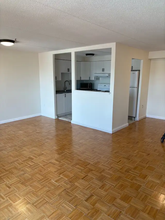Water view, 2 bedroom condo for rent - Photo 3