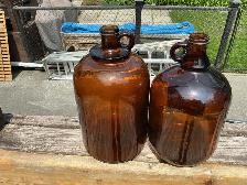 2 Vintage Amber Glass Jugs Chambord 4L Carboys with Handles ! - Photo 4