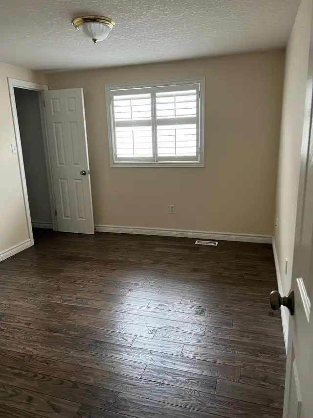Room for Rent - Photo 4