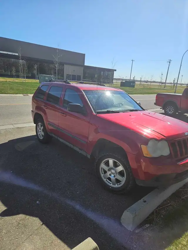 2009 Jeep Grand Cherokee - Photo 2