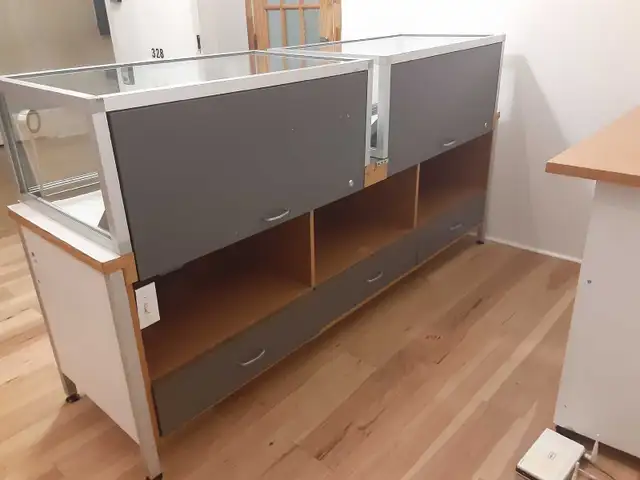 Commercial desk - Photo 4