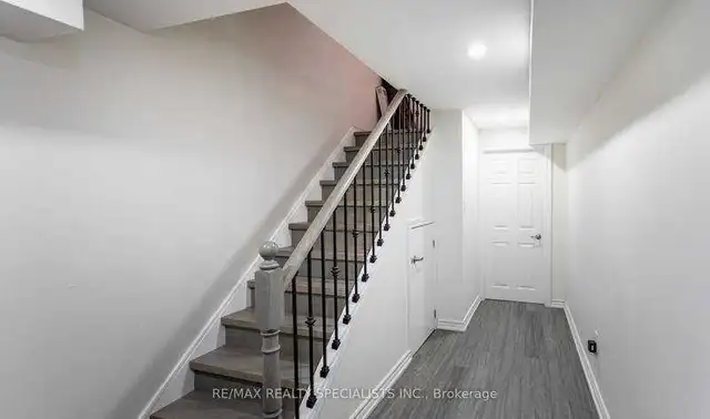 Cozy, All-Inclusive Basement Bachelor – $1,400/month - Photo 3
