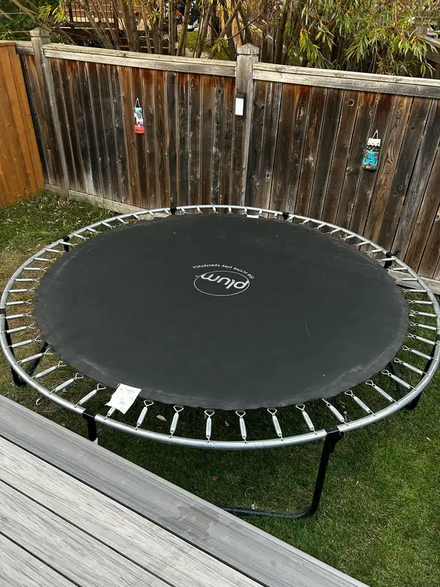 10’ Trampoline - Photo 4