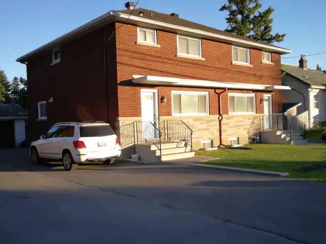 Roommate needed, near Algonquin College,$650, June 1 - Photo 10