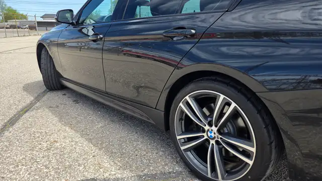 2016 BMW 3 Series 340i xDrive- M SPORT - EXECUTIVE EDITION- CERT - Photo 6