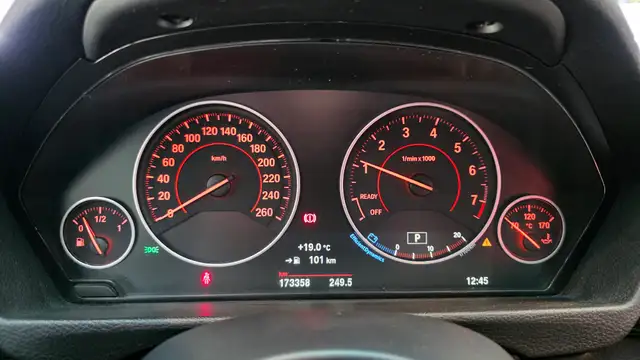 2016 BMW 3 Series 340i xDrive- M SPORT - EXECUTIVE EDITION- CERT - Photo 26