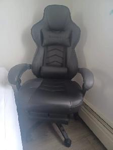 Office/ gaming chair -brand new