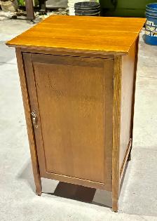 Antique OAK WOOD Arts & Crafts Music Cabinet (c. 1930s)