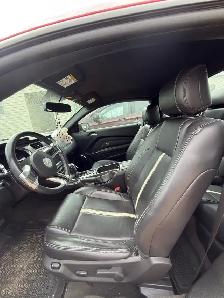 Ford Mustang - Photo 4