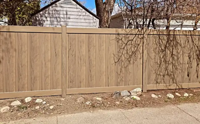 Vinyl Fence Sale - Photo 6