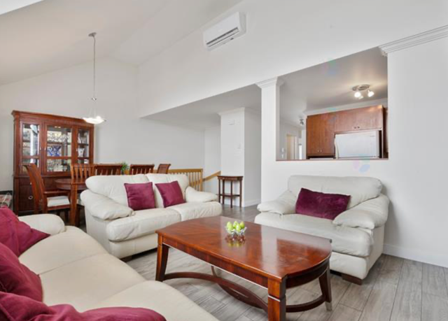 2 Bedroom condo for rent in Brossard - Photo 4