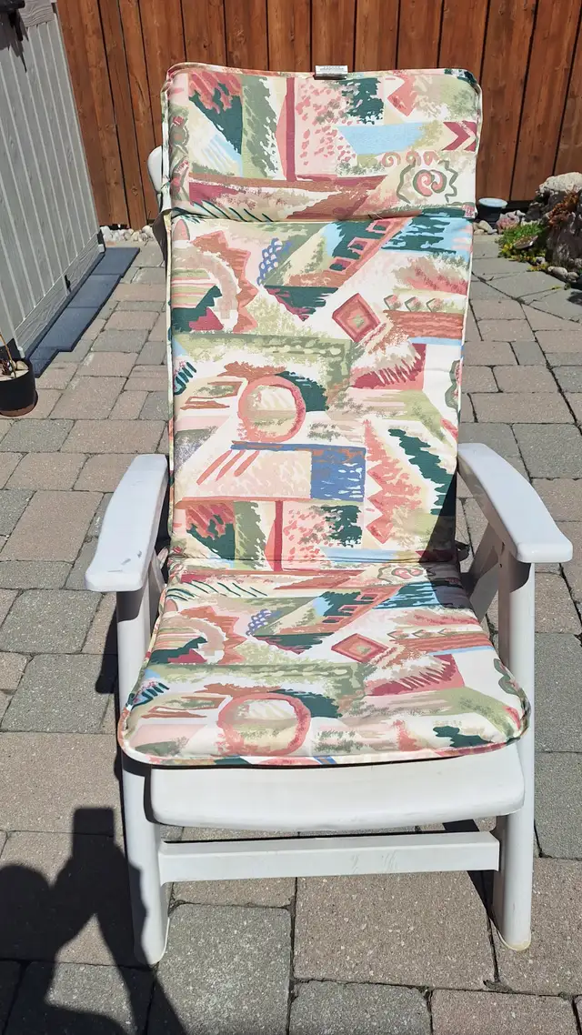Outdoor chair - Photo 2
