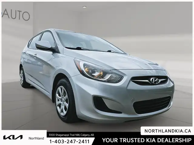 2012 Hyundai Accent GL - Photo 5