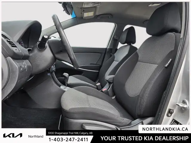 2012 Hyundai Accent GL - Photo 8