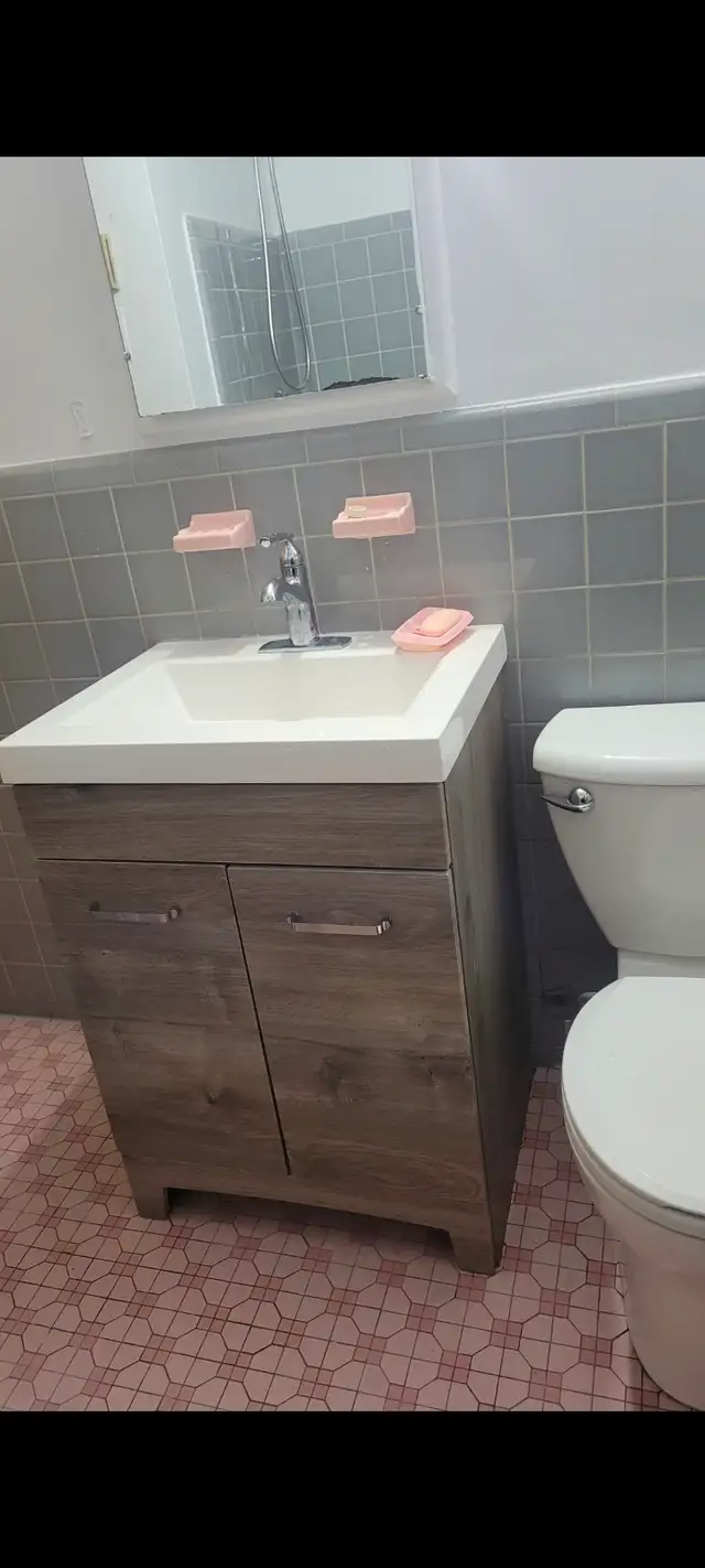 Magnifique 5 1/2 bas de duplex avec garage stationnement et jard - Photo 2