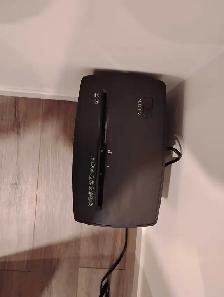 FELLOWES PAPER SHREDDER Like New for Only $20 - Photo 2
