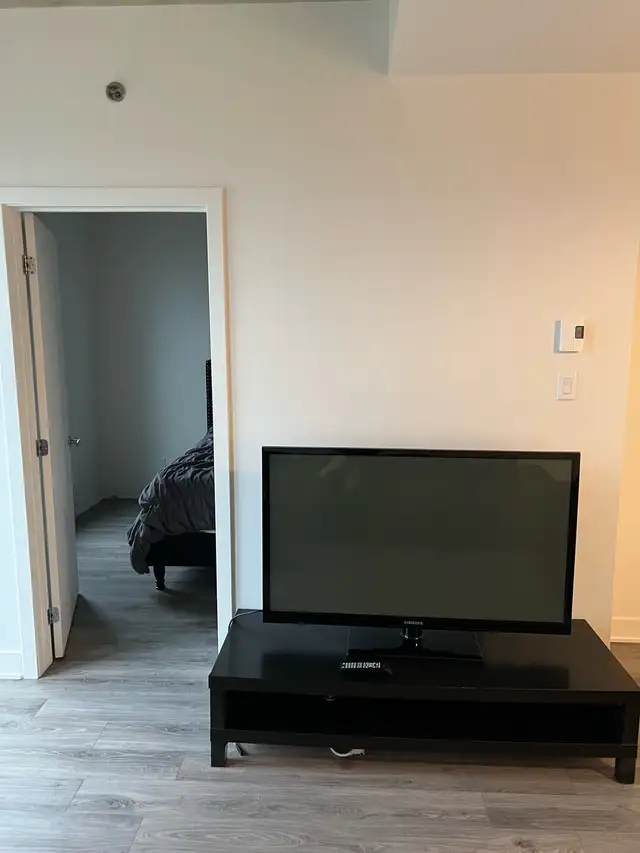 Downtown Montreal Penthouse for rent Furnished   Garage   Intrnt - Photo 5