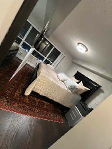 Private Furnished Master Bedroom with Ensuite Bathroom,King/John