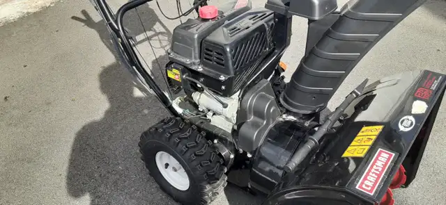 24 inch craftsman snow blower - Photo 2