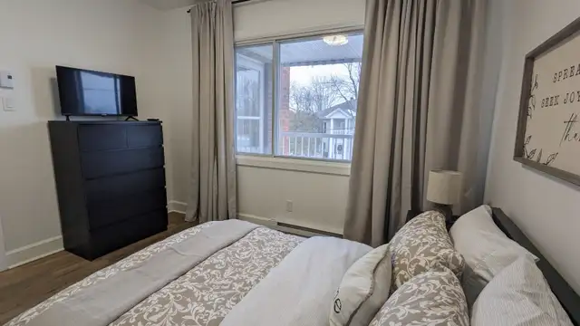 ️ENTIÈREMENT MEUBLÉ ET ÉQUIPÉ TOUT COMPRIS 2 chambres - Photo 9