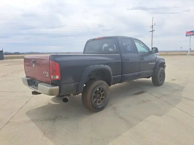 2006 Dodge Ram 3500 - Photo 3