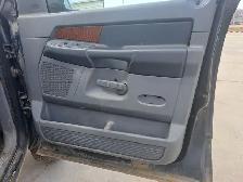 2006 Dodge Ram 3500 - Photo 22