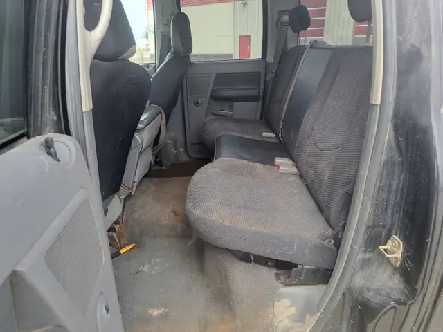 2006 Dodge Ram 3500 - Photo 25