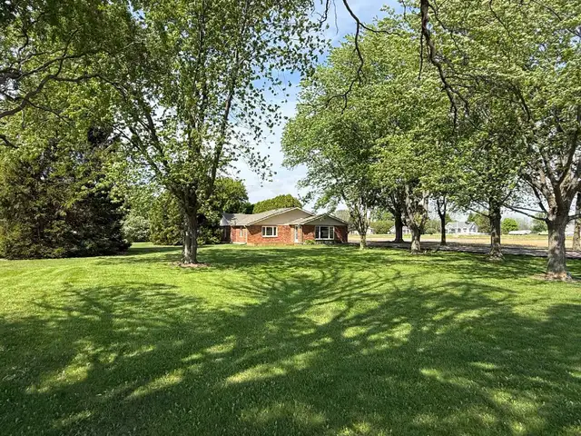 1 Acre Country Property - Photo 3