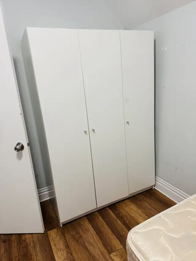 Furnished Room for Rent - Photo 3