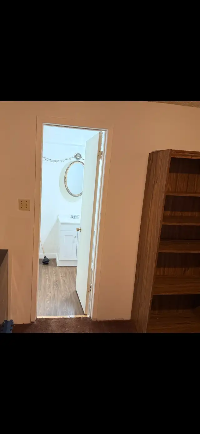 Furnished Room for Rent - Photo 5