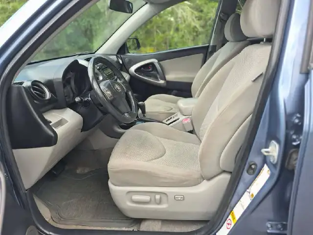 2008 Toyota RAV4 4x4 Saftied $3500 OBO - Photo 6