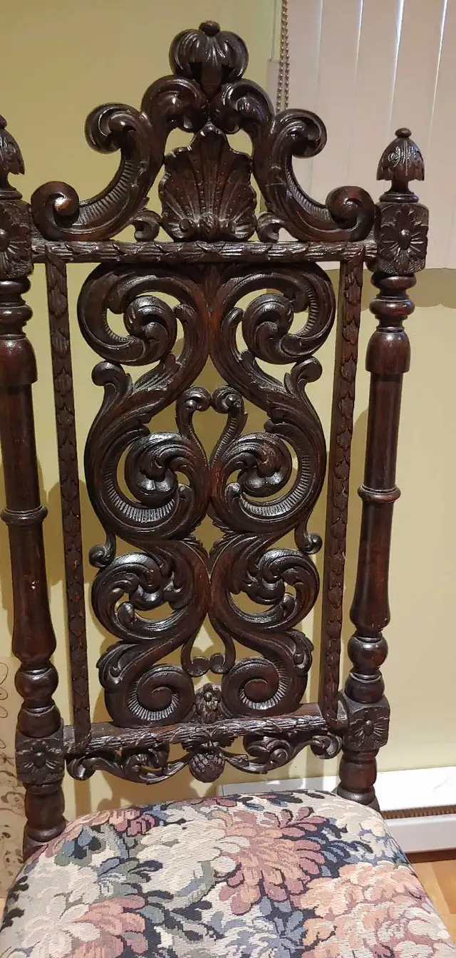 This antique chair late 19th century (circa 1870–1890) - Photo 3