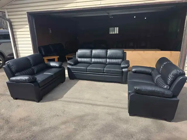 2 new black leather love seats & 1 sofa.Free delivery & disposal - Photo 2