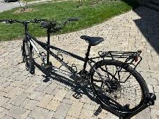 VÉLO TANDEM de qualité idéal pour cyclotourisme