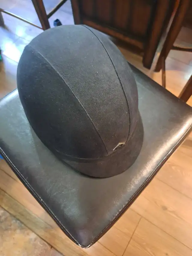Charles Owen GR8 Helmet