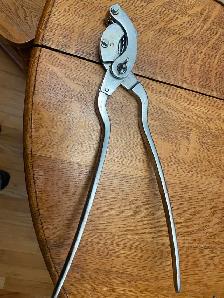 Serra Emasculator