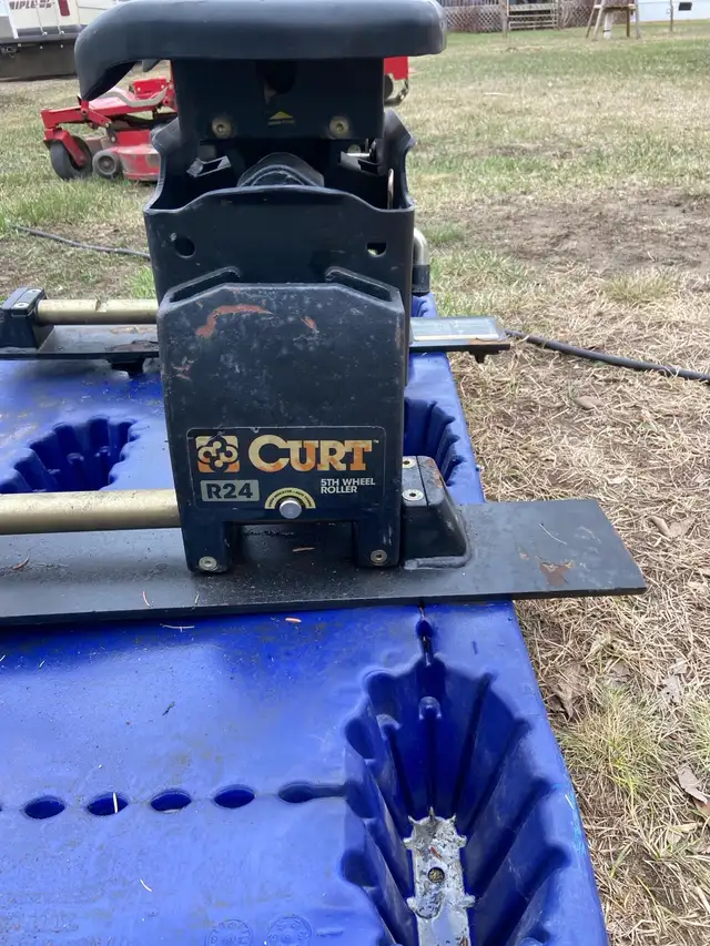 fifth wheel hitch - Photo 6