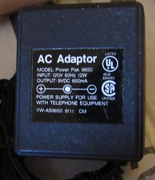 Power Adapters - Photo 2