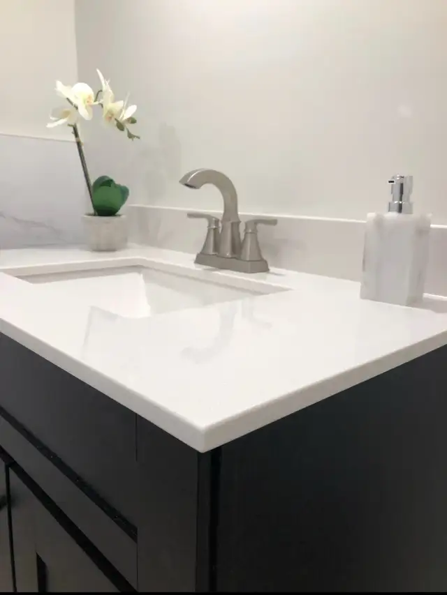30 SECS to ST. CLAIR COLLEGE   SAVE $$ - PRIVATE ROOMS FOR RENT - Photo 5