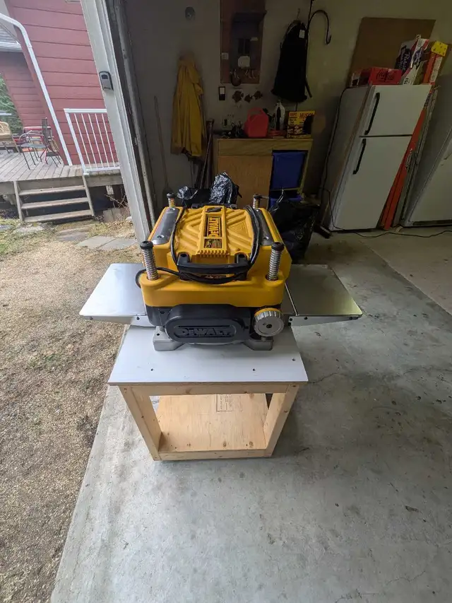 DeWalt Planer - Photo 4