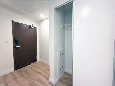$1900 - 2 2 Condo in DTK Available for Lease | Move-In Ready - Photo 10