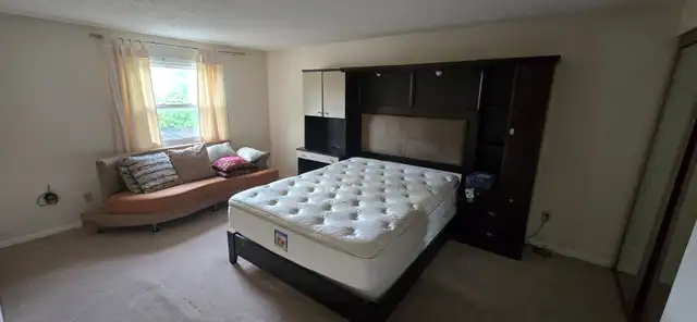 Fully Furnished 3Bedroom Single Family Home in Prime Scarborough - Photo 8
