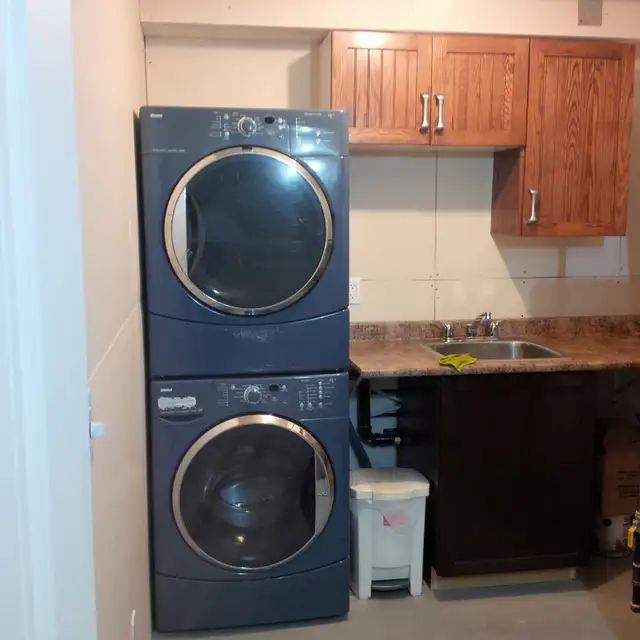 Basement Room for Rent - Photo 2