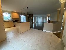 Belle maison, lumineuse et ensoleillée à louer! - Photo 5