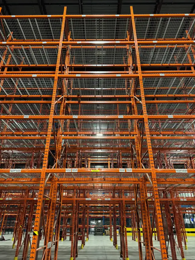 Used Wire mesh decks for pallet racking step beams 42' x 46' - Photo 3